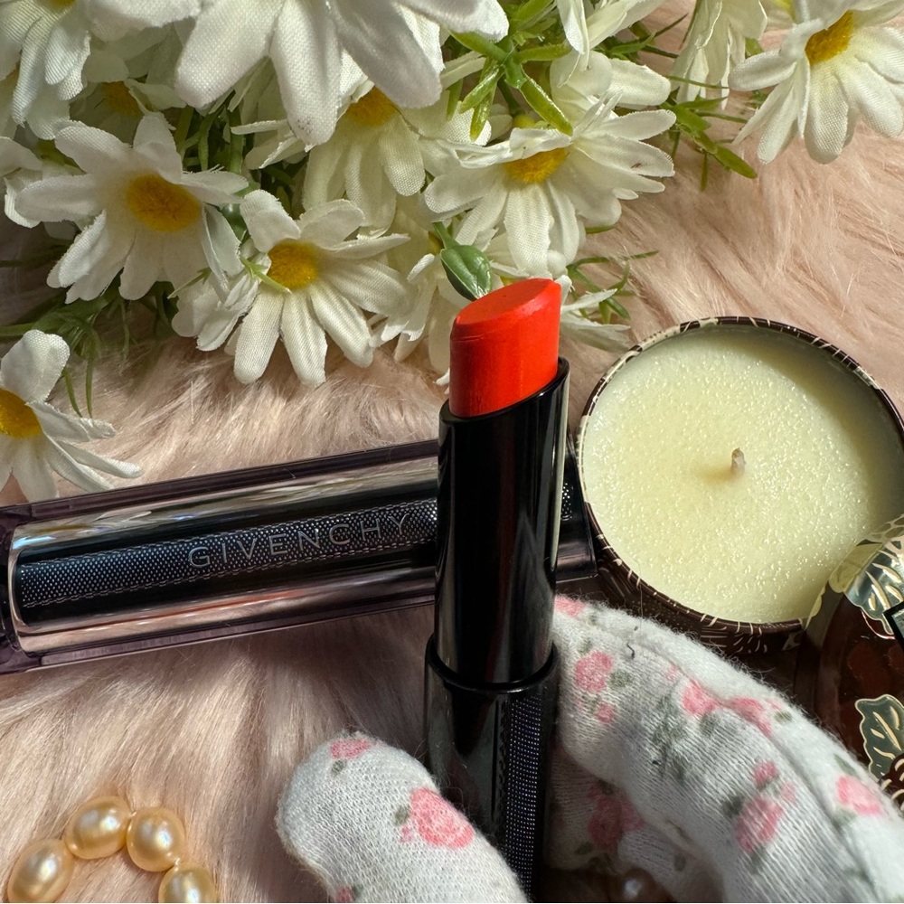 NWOB Givenchy Le Rouge Lipstick in Intense red orange color. Unsused, unswatched